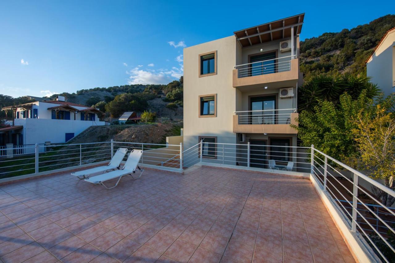 Portela Apartments Kampoula Кератокампос Экстерьер фото